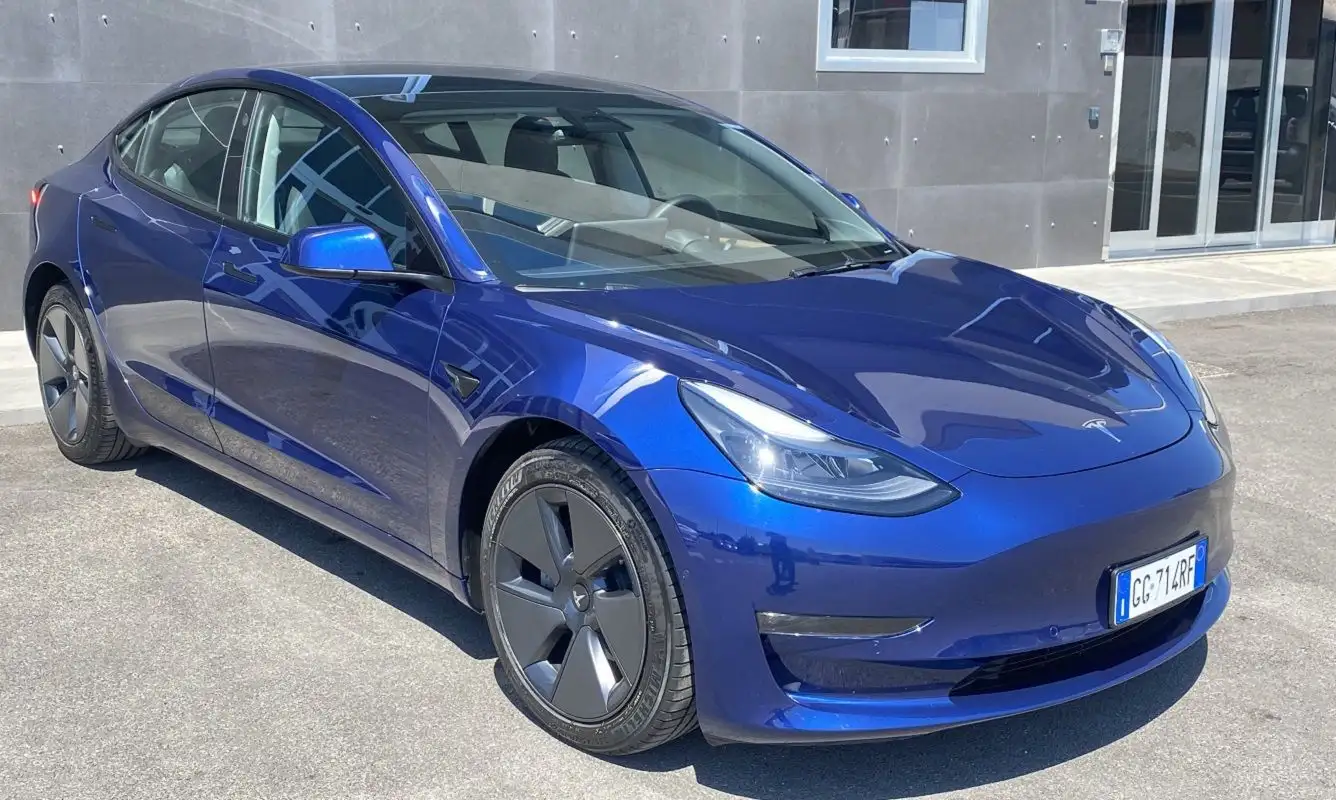rent Tesla Model 3 rent Tesla Model 3